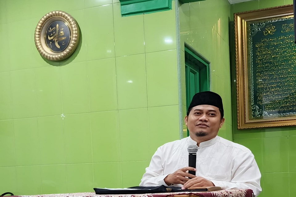 Meneladani Umar bin Abdul Aziz dalam Zakat Pesantren  – Portal Islam
