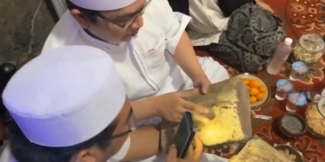 Geger: Manuskrip-manuskrip Sunan Ampel Dari Abad 15 dan 16 Masehi Ditemukan di Bantarsari Cilacap – Polemik Nasab Habib